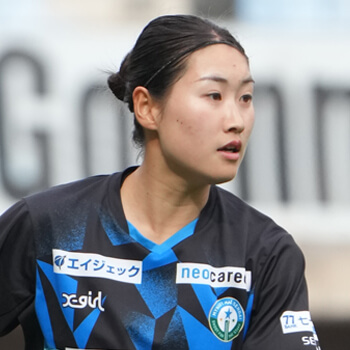 8 MF 大西若菜選手