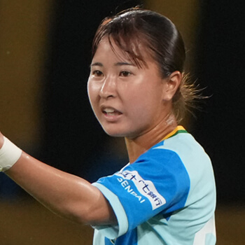 37 MF 石坂咲樹選手