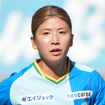 25 MF 太田萌咲選手