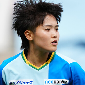 4 DF 三浦紗津紀選手