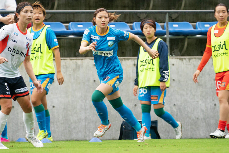 FW 13 武田菜々子選手プレー写真