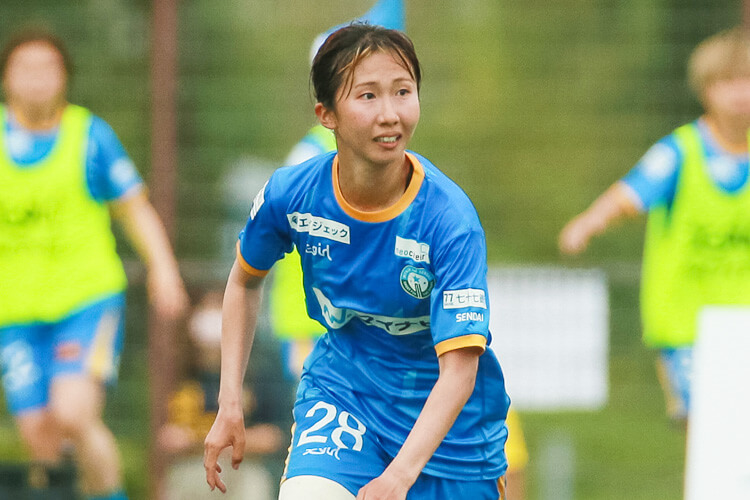 DF 28 松永 未衣奈選手プレー写真