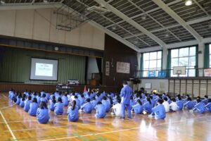 11 24 水 塩竈市立塩竈第二中学校を訪問 マイナビ仙台レディースオフィシャルwebサイト